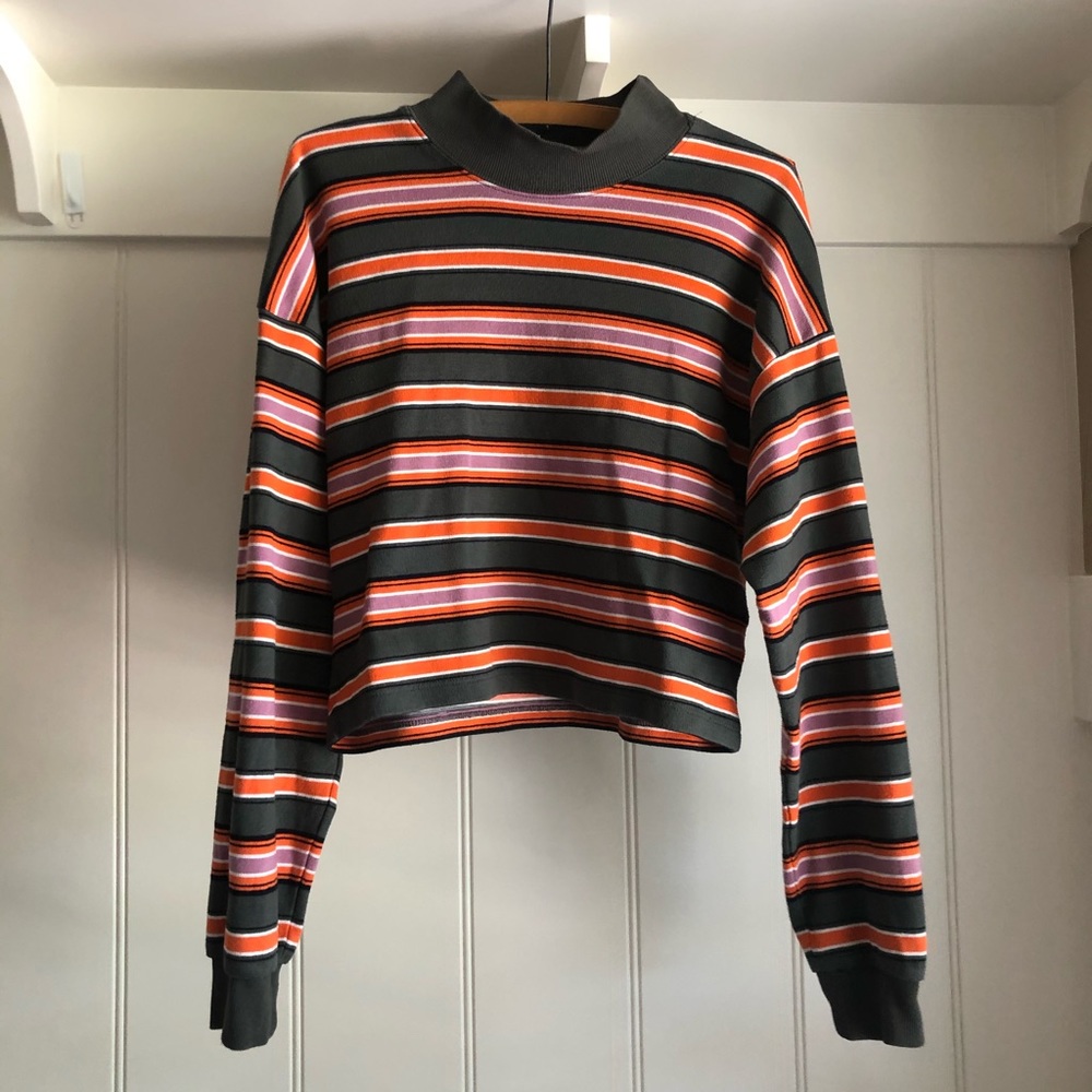 Striped cropped sweatshirt